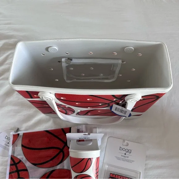 NWT Large Basketball Bogg Bag With Accessories - Picture 3 of 6